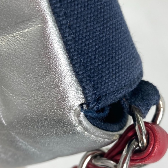 CHANEL Vintage Blue Shoulder Bag - Picture 14 of 15